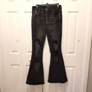 Almost Famous Juniors Black Wash Distressed Flared Leg Stretch Jeans Size 9